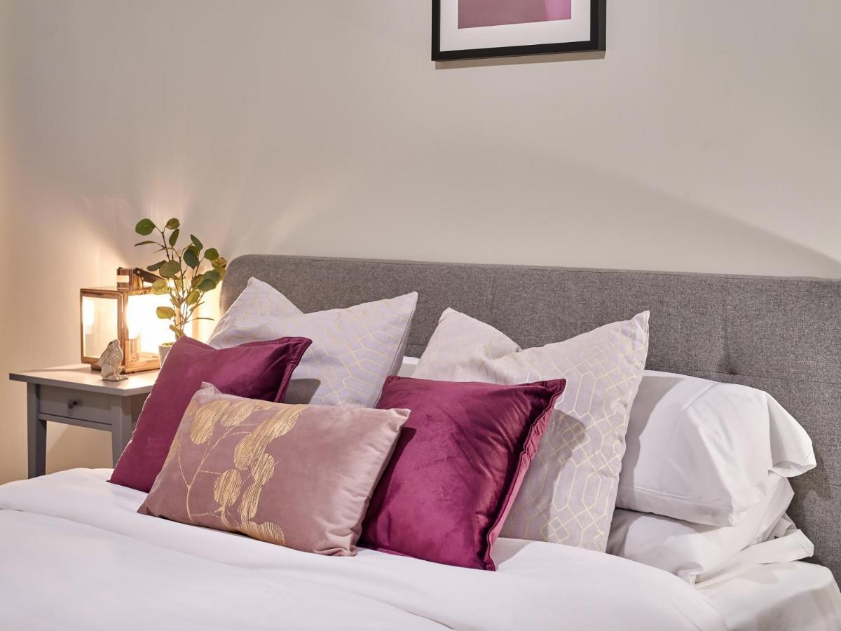 Two Bedroom Apartment By Jlj Apartments & Serviced Accommodation Birmingham - Mantella Lofts Exterior foto